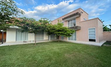 CASA CAMPESTRE EN ROZO