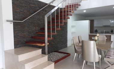 CASA CAMPESTRE EN ROZO