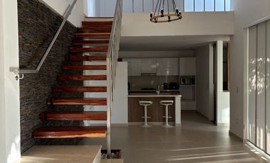 CASA CAMPESTRE EN ROZO