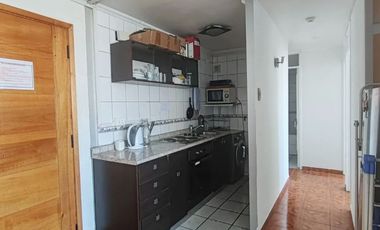 ¡Tu próximo hogar en Providencia: Totalmente amoblado y a pasos del Metro!