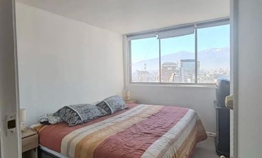 ¡Tu próximo hogar en Providencia: Totalmente amoblado y a pasos del Metro!