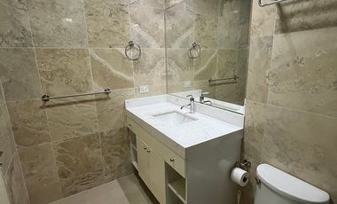 HEMOSA CASA EN CORAZON DE SAN ISIDRO - A1