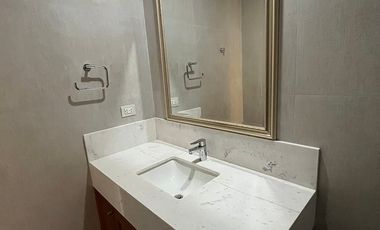 HEMOSA CASA EN CORAZON DE SAN ISIDRO - A1