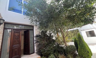 HEMOSA CASA EN CORAZON DE SAN ISIDRO - A1