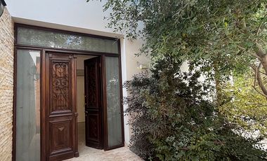 HEMOSA CASA EN CORAZON DE SAN ISIDRO - A1
