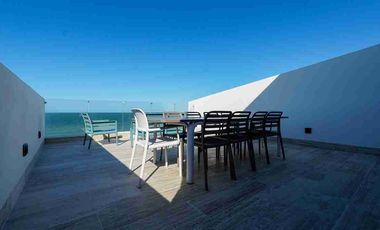 DESARROLLO EN LA PLAYA DE TELCHAC, CASA FRENTE AL MAR