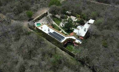 VENTA DE CASA QUINTA CON 1698 m²