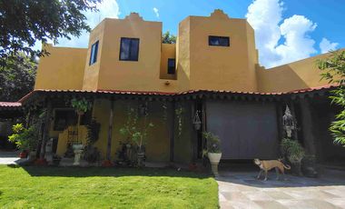 VENTA DE CASA QUINTA CON 1698 m²