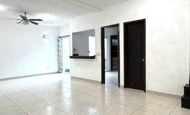 Casa en renta en Ciudad del Carmen 📌  Fraccionamiento Raices
