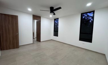 TOWNHOUSE EN SAN JUAN BAUTISTA, MÉRIDA