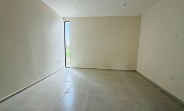 CASA FRENTE AL LAGO EN ALTOZANO MÉRIDA