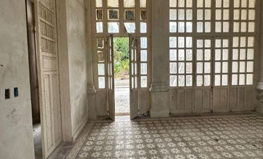 CASA COLONIAL MERIDA CENTRO PARA REMODELAR