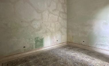 CASA COLONIAL MERIDA CENTRO PARA REMODELAR