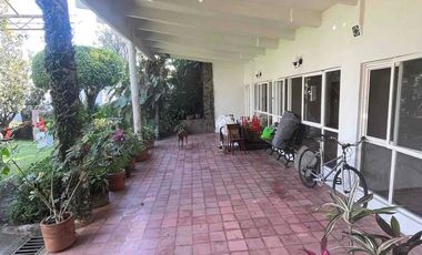 casa sola de un solo nivel en renta