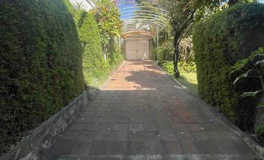 casa sola de un solo nivel en renta