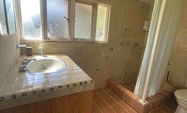 casa sola de un solo nivel en renta