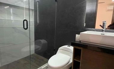 Residencia Moderna de Estreno en Vía Cumbres, Cancún | 4 Rec. (Una en PB) y Amenidades Premium