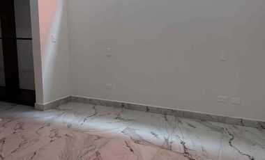 Residencia Moderna de Estreno en Vía Cumbres, Cancún | 4 Rec. (Una en PB) y Amenidades Premium