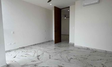 Residencia Moderna de Estreno en Vía Cumbres, Cancún | 4 Rec. (Una en PB) y Amenidades Premium
