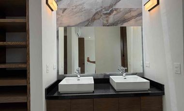 Residencia Moderna de Estreno en Vía Cumbres, Cancún | 4 Rec. (Una en PB) y Amenidades Premium
