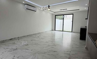 Residencia Moderna de Estreno en Vía Cumbres, Cancún | 4 Rec. (Una en PB) y Amenidades Premium