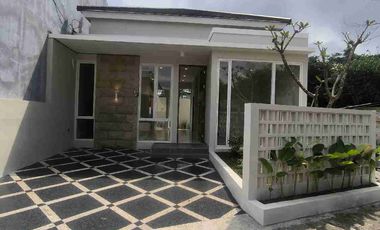 RUMAH SIAP HUNI DI JALAN GITO GATI, DEKAT DENGAN MASJID SUCIATI