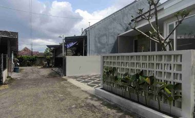 RUMAH SIAP HUNI DI JALAN GITO GATI, DEKAT DENGAN MASJID SUCIATI