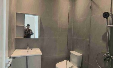 RUMAH SIAP HUNI DI JALAN GITO GATI, DEKAT DENGAN MASJID SUCIATI
