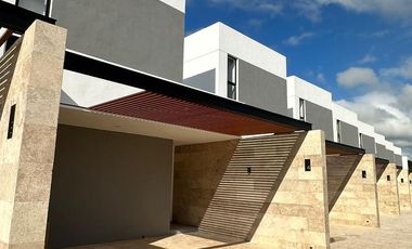 TOWNHOUSE EN TEMOZÓN NORTE