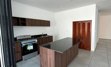 TOWNHOUSE EN TEMOZÓN NORTE