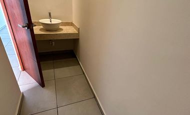 TOWNHOUSE EN TEMOZÓN NORTE