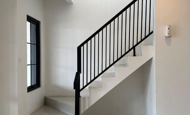 Rumah Baru 2 Lantai Siap Huni BONUS GRATIS MOTOR, DP 0% Cicilan Mulai 5 Jutaan, Strategis 15 Menit ke Tol & Stasiun Bekasi - FREE PPN & Bebas Biaya