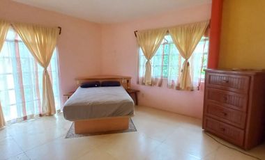 Casa en el Coacoyul. Con Alberca Solo Contado