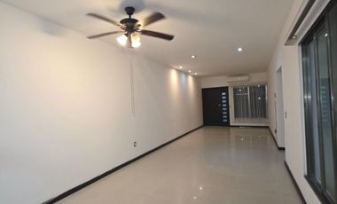 DEPARTAMENTO EN TORRENOVA