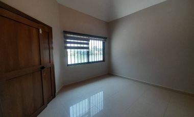 CASA EN RENTA PRIVADA GOLONDRINAS