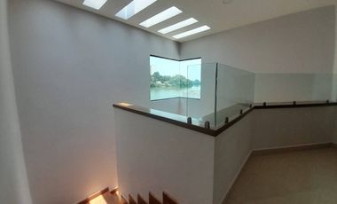 CASA EN PRIVADA GOLONDRINAS