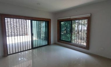 CASA EN PRIVADA GOLONDRINAS