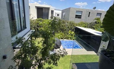 Hermosa Casa En renta Cond Molino