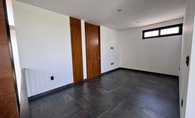 Hermosa Casa En renta Cond Molino
