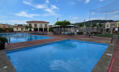 Alquilo Casa en La Rioja Bolonia 3 Dormitorios A/A, Patio, Seguridad 24/7 US$ 500 + Alícuota
