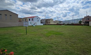 Alquilo Casa en La Rioja Bolonia 3 Dormitorios A/A, Patio, Seguridad 24/7 US$ 500 + Alícuota