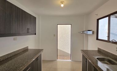 Alquilo Casa en La Rioja Bolonia 3 Dormitorios A/A, Patio, Seguridad 24/7 US$ 500 + Alícuota