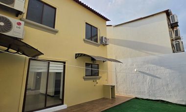 Alquilo Casa en La Rioja Bolonia 3 Dormitorios A/A, Patio, Seguridad 24/7 US$ 500 + Alícuota