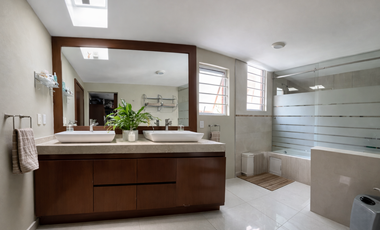 CASA EN CONDOMINIO EN VENTA EN SAN JERONIMO LIDICE, PEGADA A PERIFERICO CON JARDIN COMUN Y PROPIO