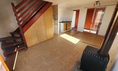 Arriendo Casa en Invica Placilla, Valparaíso 500.000.-  3D 1B 3E