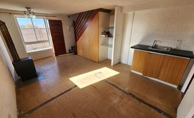 Arriendo Casa en Invica Placilla, Valparaíso 500.000.-  3D 1B 3E
