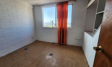 Arriendo Casa en Invica Placilla, Valparaíso 500.000.-  3D 1B 3E