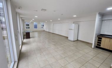 Excelente ubicacion departamento en arriendo con 3 dormitorios 1 baño 70mts2