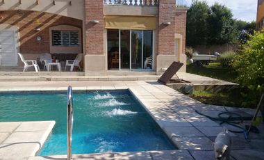 HERMOSA PROPIEDAD con Exclusiva VISTA AL LAGO LOS MOLINOS