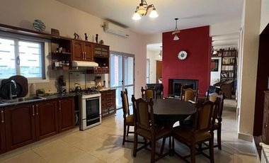 HERMOSA PROPIEDAD con Exclusiva VISTA AL LAGO LOS MOLINOS